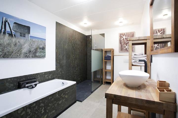 Location de vacances pour 2 personnes, avec jardin et jacuzzi ainsi que piscine et sauna à Florenville - 4