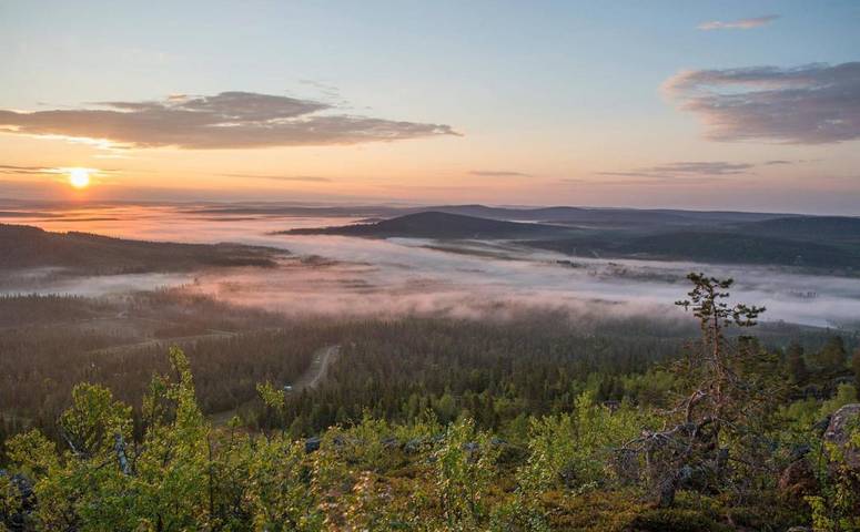 Hotel dla 4 osób, z jacuzzi i taras oraz basen i sauna w Finlandia
