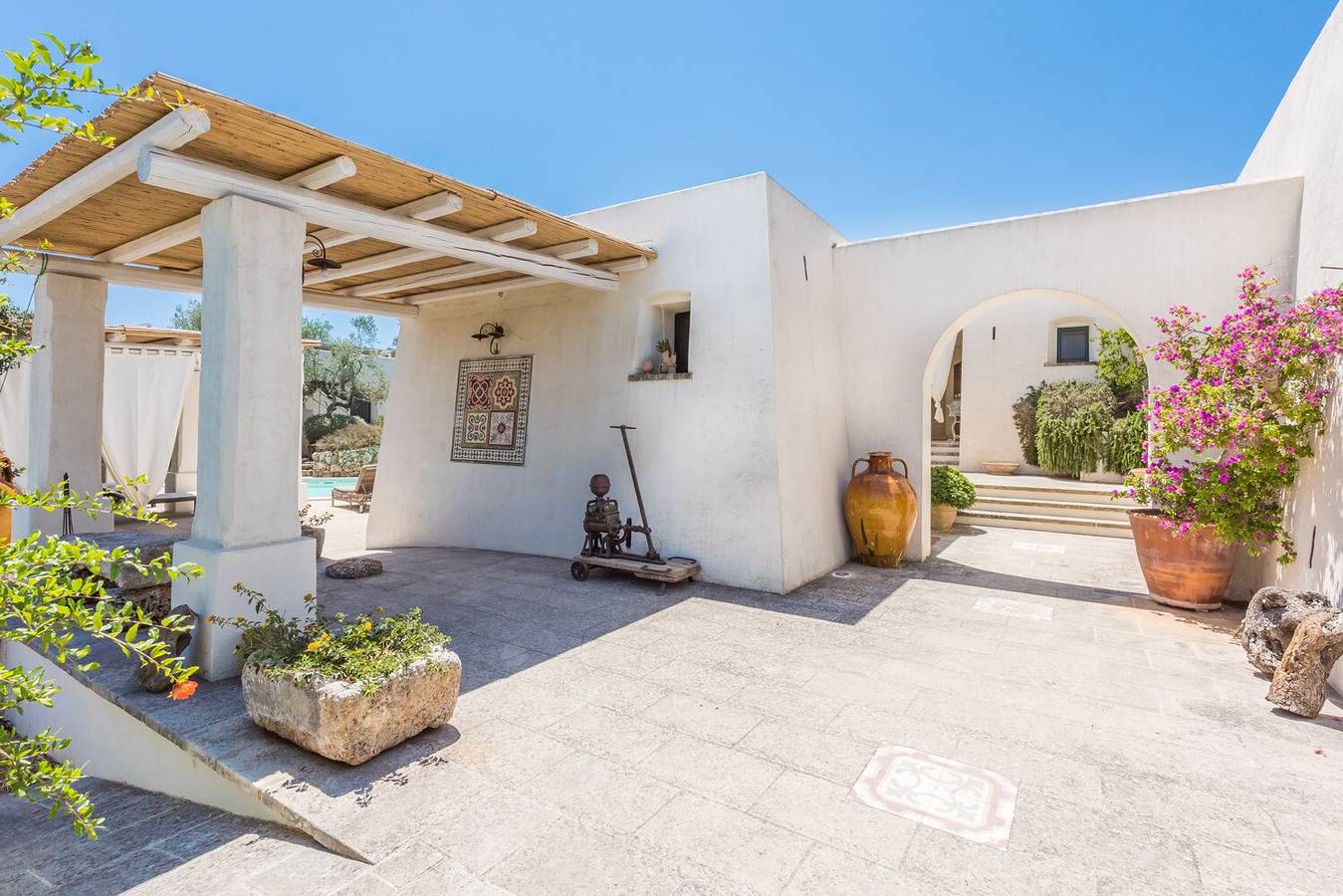 Casa Vacanze "Tia Maria Country Inn - Bilocale 103" con Piscina, Terrazza e Giardino in Racale, Golfo di Taranto