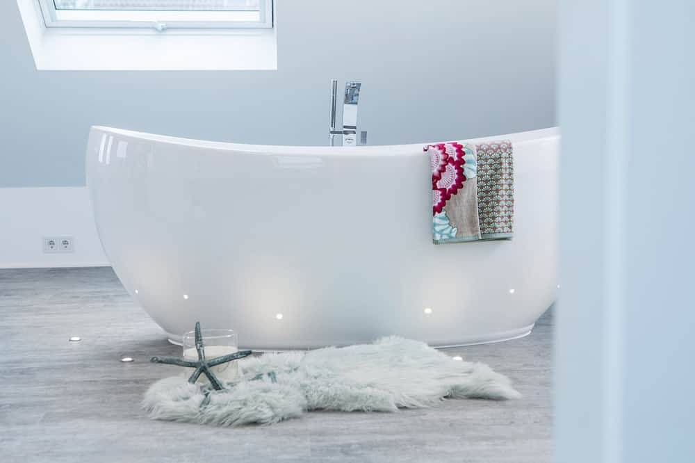Ganze Wohnung, Design - Studiowohnung in Gütersloh mit Balkon in Gütersloh, Nordrhein-Westfalen