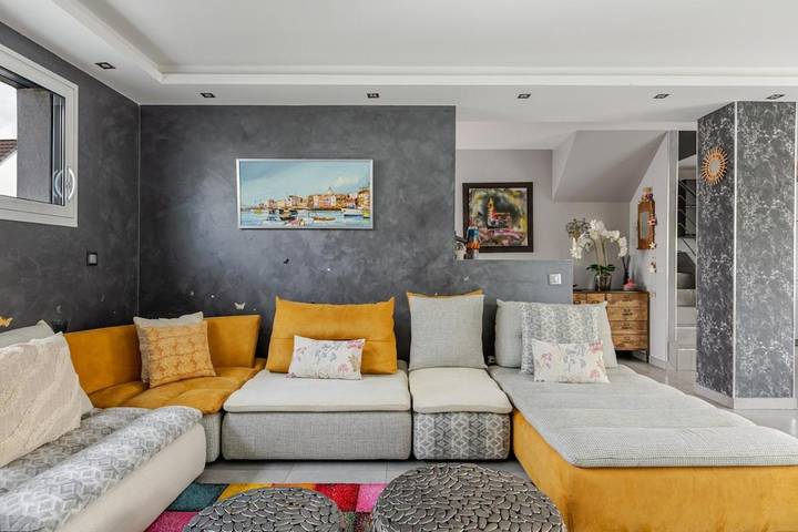 Location de vacances pour 8 personnes, avec jacuzzi ainsi que jardin et piscine à Furdenheim - 3