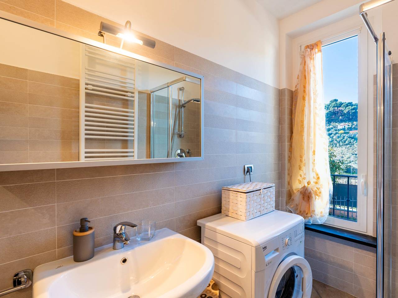 Ganze Wohnung, Casa Dany in Diano Castello, Riviera di Ponente