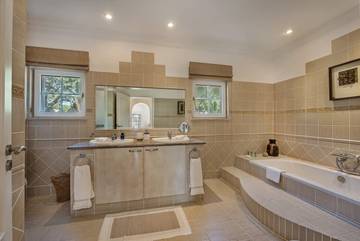 Villa pour 8 Personnes dans Quinta do Lago, Almancil, Photo 3