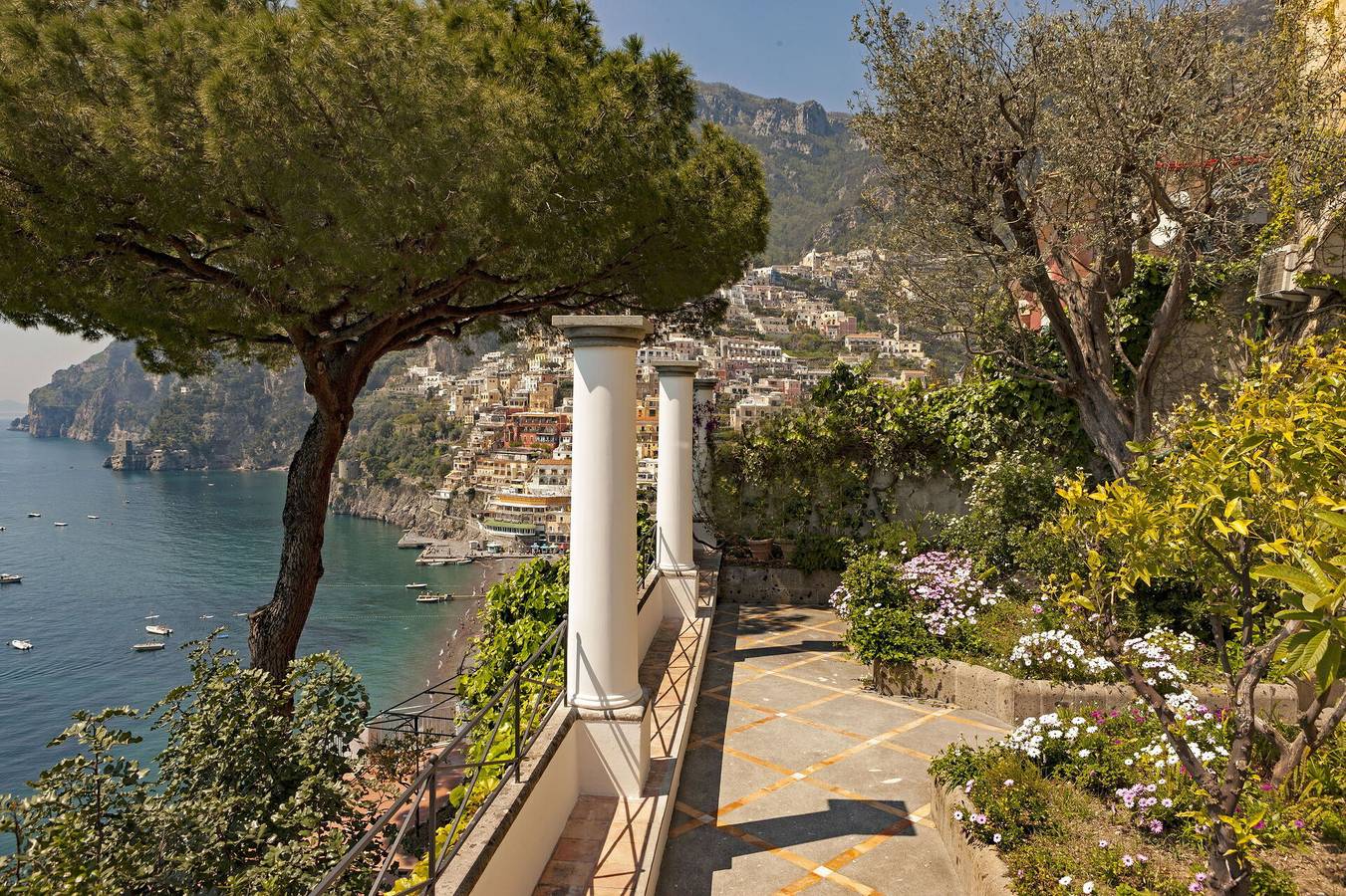 Villa Torre Sponda Private Beach in Positano, Costa Amalfitana