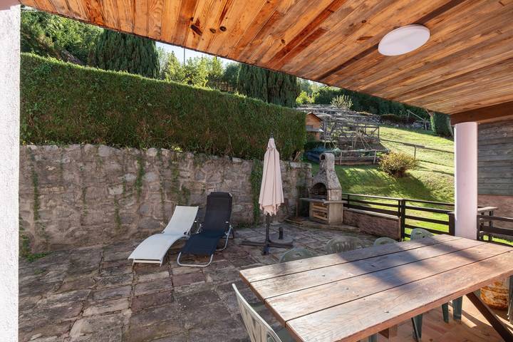 Gîte « Gîte De Montagne » : vue montagne, terrasse privée et Wi-Fi in Ventron, Parc naturel régional des Ballons des Vosges