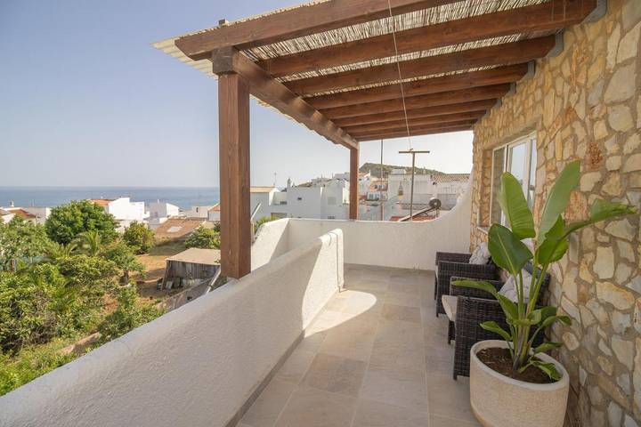 Casa de férias para 12 pessoas, com Varanda e Terraço e ainda Vista em Budens