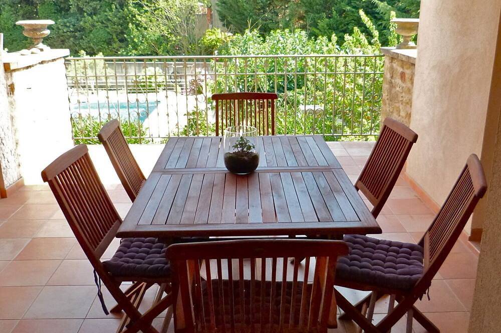 Apartamento entero, Turista amueblado 3 *** en Villa piscina cerca de Avignon in Pujaut, Region de Nimes