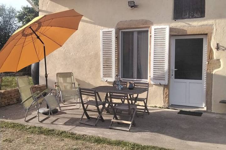 Gîte pour 5 personnes, avec Terrasse et Jardin