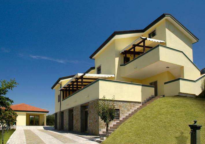 Appartamento per 5 persone, con panorama e giardino nonché piscina in Capaccio