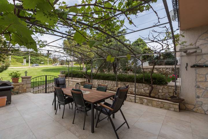 Ferienwohnung für 2 Personen, mit Balkon/Terrasse, mit Haustier in Vrsar