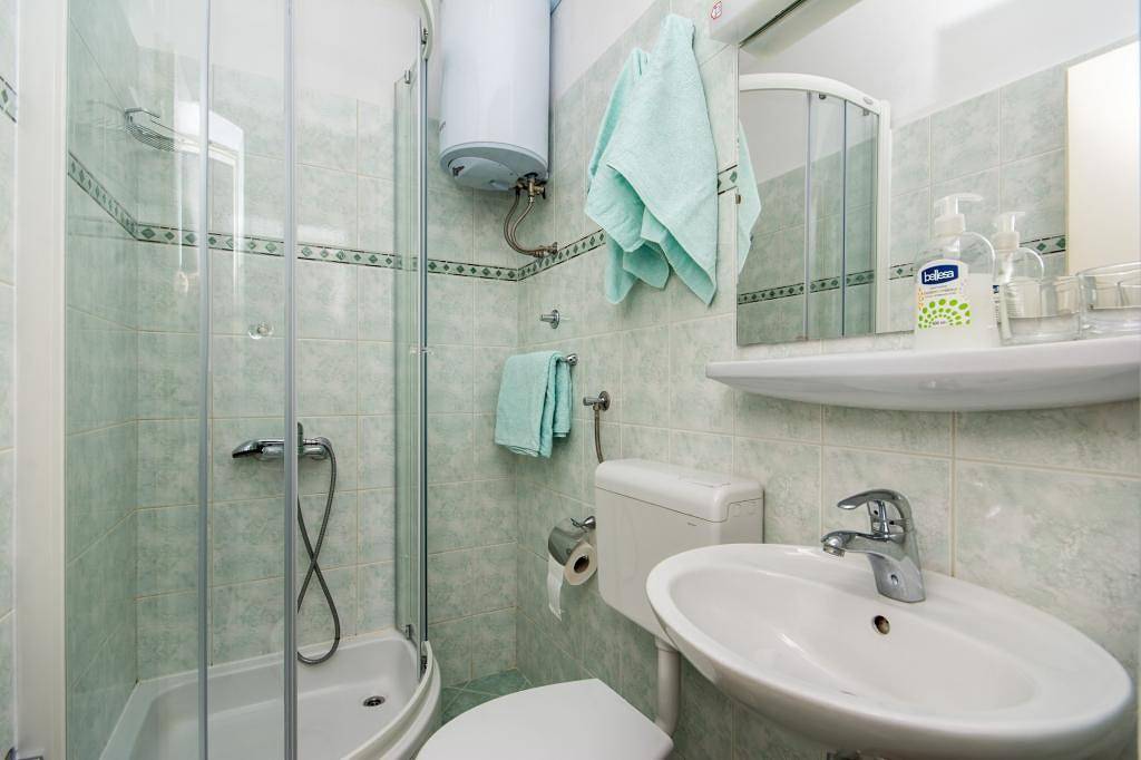 Apartments & Rooms Jokovic-Standard Double Room with Terrace and Partial Sea View (Soba 5) in Breno, Dubrovnik-Neretva