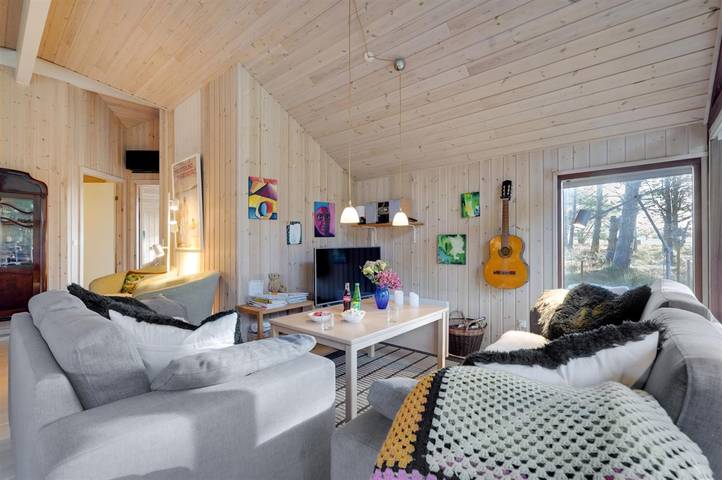 Casa de vacaciones para 10 personas con jacuzzi in Hyldtofte Østersøbad, Rødby