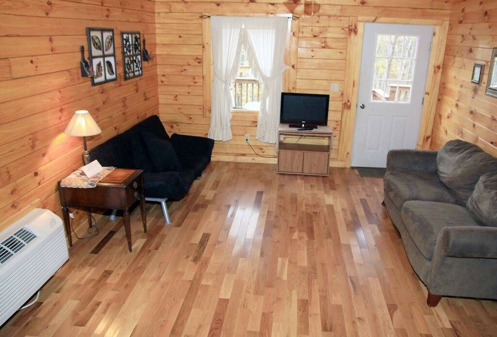 Kabine-Eigenes Badezimmer-Standard-Pine Ridge Cabin in Hocking Hills