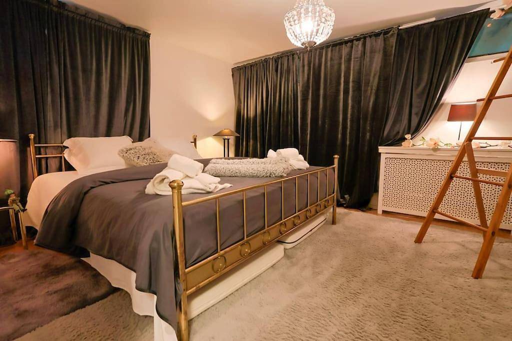 Three-Bedroom Villa in Göteborg, Västergötland