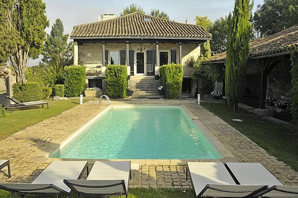 Manoir d'Anglars in Montpalach Saint-Antonin-Noble-Val, guaranteed relaxation! in Saint-Antonin-Noble-Val, Quercy