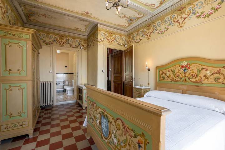 Maison Savio in La Morra, Langhe
