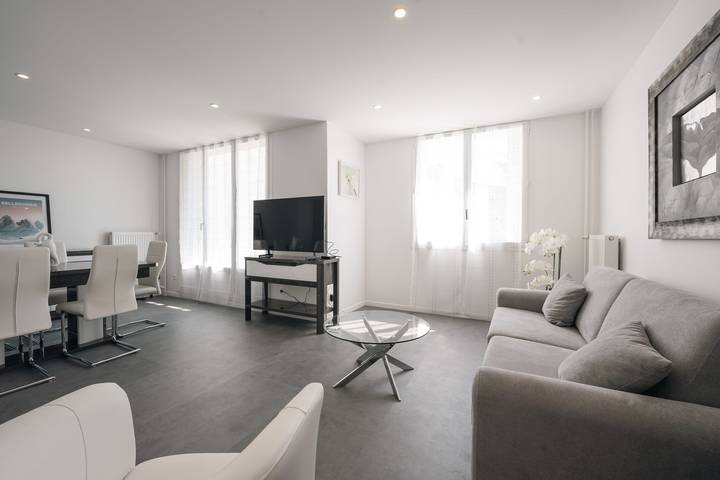 Entire apartment, #Hv | Le Panorama 🏔️ in L'Isère, Isère