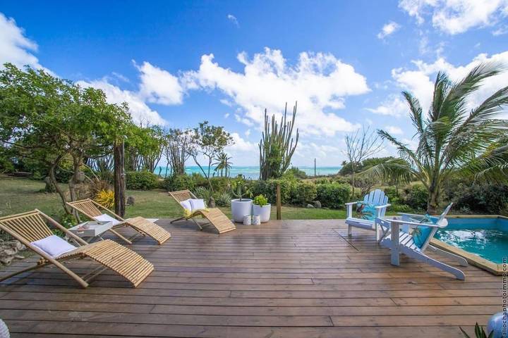 Location de vacances pour 4 personnes, avec terrasse ainsi que piscine et jardin dans Pointe Faula - 2