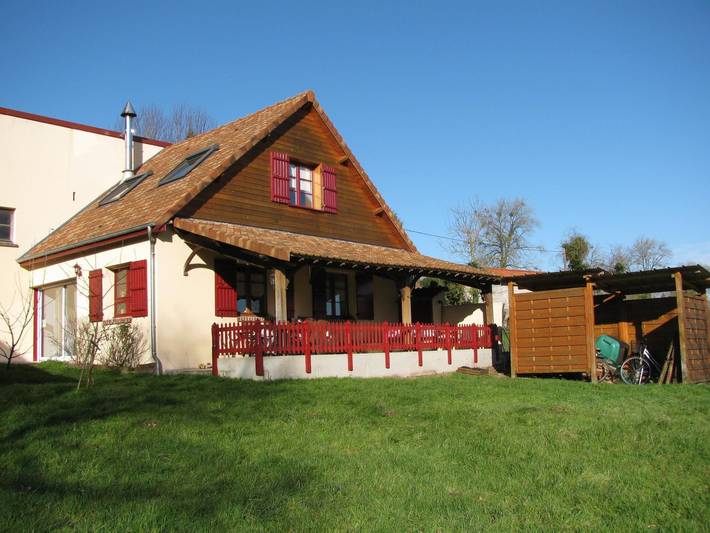 Location de vacances pour 4 personnes, avec Terrasse et Jardin à Oneux