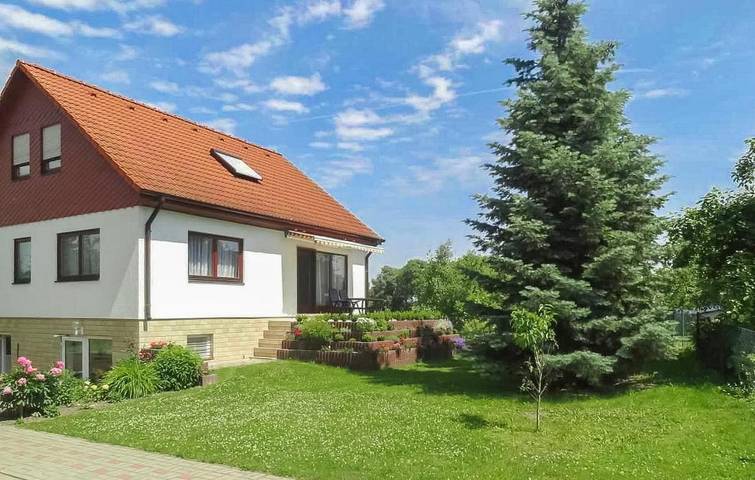Ferienwohnung für 4 Personen, mit Terrasse und Pool