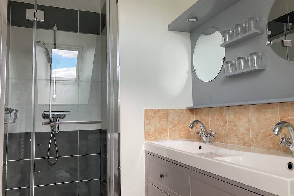 Appartement entier, Grand appartement familial  Les Druides in Saint-Malon-sur-Mel, Région de Rennes