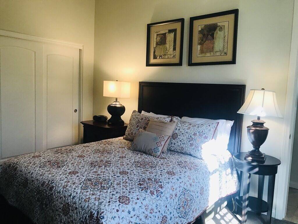 Beautiful Single Story Legacy Villas Townhome, Panoramic Mountain Views! in La Quinta (CA), Coachella Valley