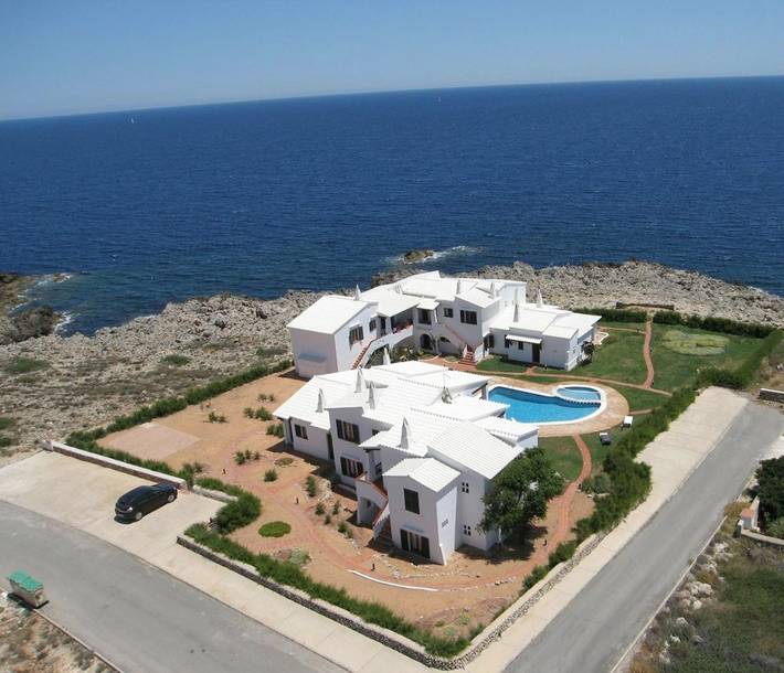 Apartamento de vacaciones para 3 personas, con piscina para niños y piscina además de vistas y jardín - 1