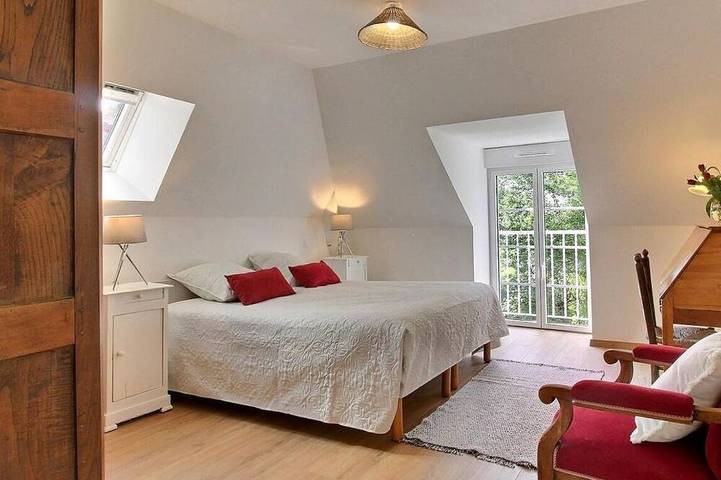 Location de vacances pour 8 personnes, avec jardin à Taupont - 4