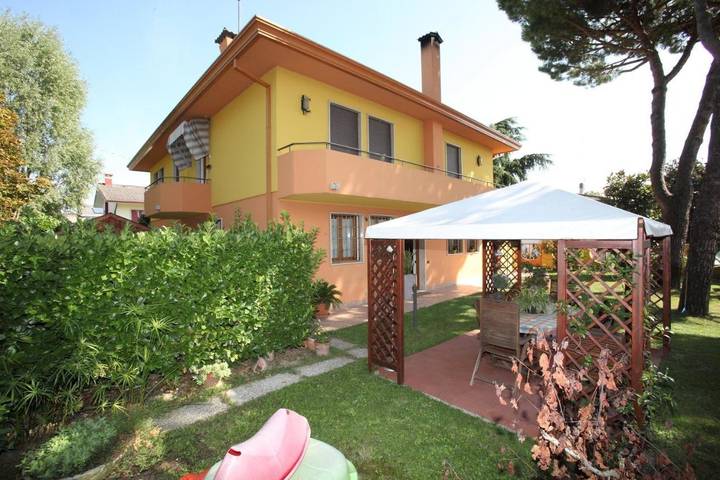 Chambre d’hôte pour 2 personnes, avec jardin à Mirano - 3