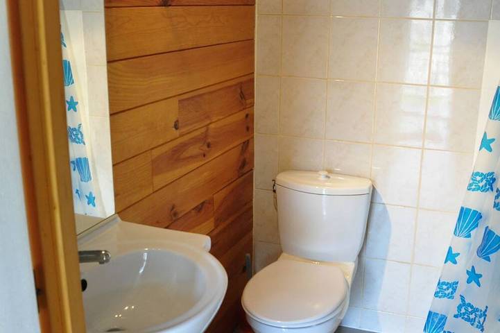 Gîte pour 2 personnes, avec balcon et jardin à Faverges - 4