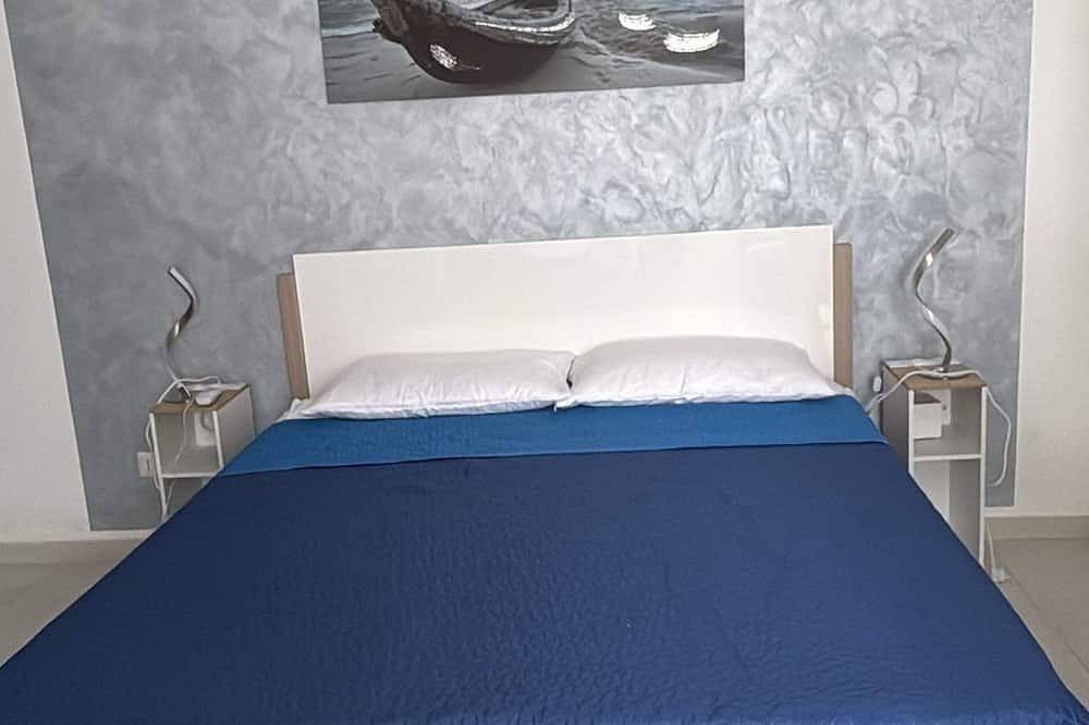 Appartamento intero, Il Belvedere, comodo appartamento per le vostre vacanze in pieno relax in Solarino, Siracusa e dintorni