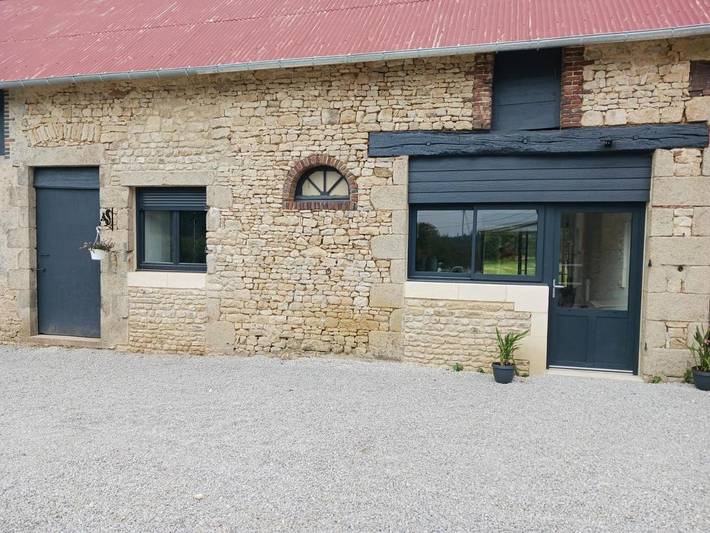 Chambre d’hôte pour 2 personnes, avec vue sur le lac et vue ainsi que jardin et piscine dans Orne - 3