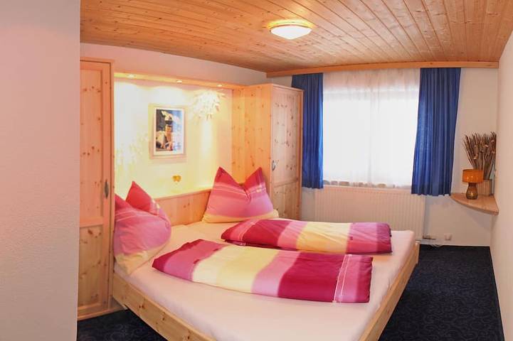 Ganze Wohnung, Ferienwohnung bis zu 8 Personen ! Keine Hunde ! in Tuxer Alpen, Hintertux