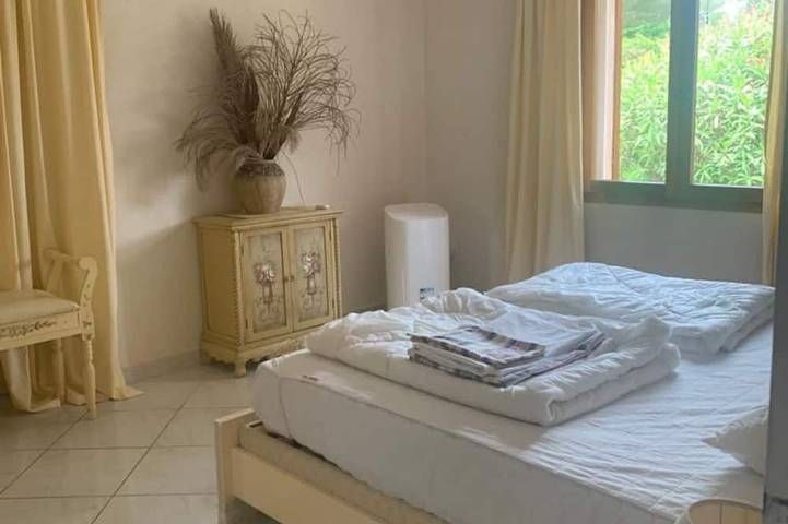 Wunderschöne Villa mit Pool, Strand 150m | Eingezäunter Garten | Grill | in Saint-Aygulf, Frejus