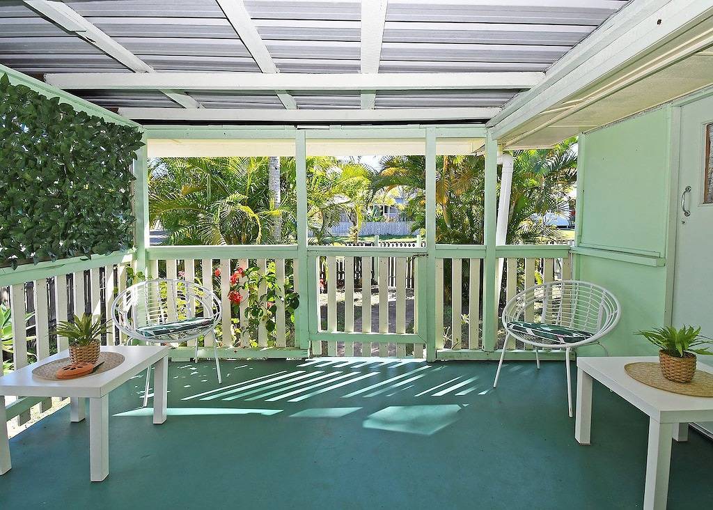 Perfect location - no car needed walk to everything in Hervey Bay, Fraser Coast