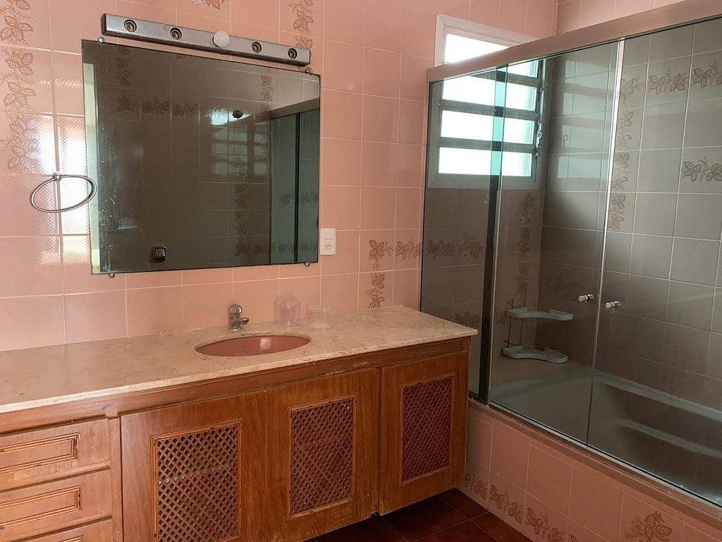 4 Suiten, Ar Cond. Zimmer Und Wohnzimmer, Schwimmbad Am 150 Mts Beach! in Praia da Enseada (Guarujá), Baixada Santista