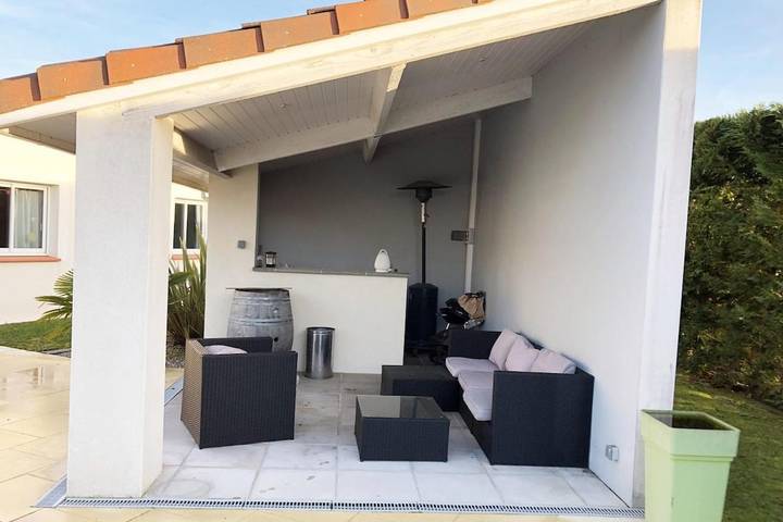 Location de vacances pour 10 personnes, avec jardin et piscine, animaux acceptés à Castelmaurou - 3