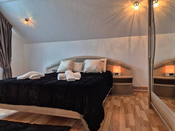 Gîte pour 2 personnes, avec Terrasse et Jardin dans Breb - 3