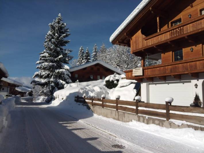Ferienwohnung für 4 Personen, mit Balkon in Alpbach - 2