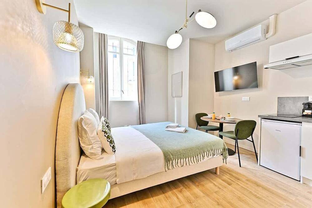 Apartamento entero, Studio cosy climatisé – confort & calme in Le Pré-Saint-Gervais, Sena-Saint Denis