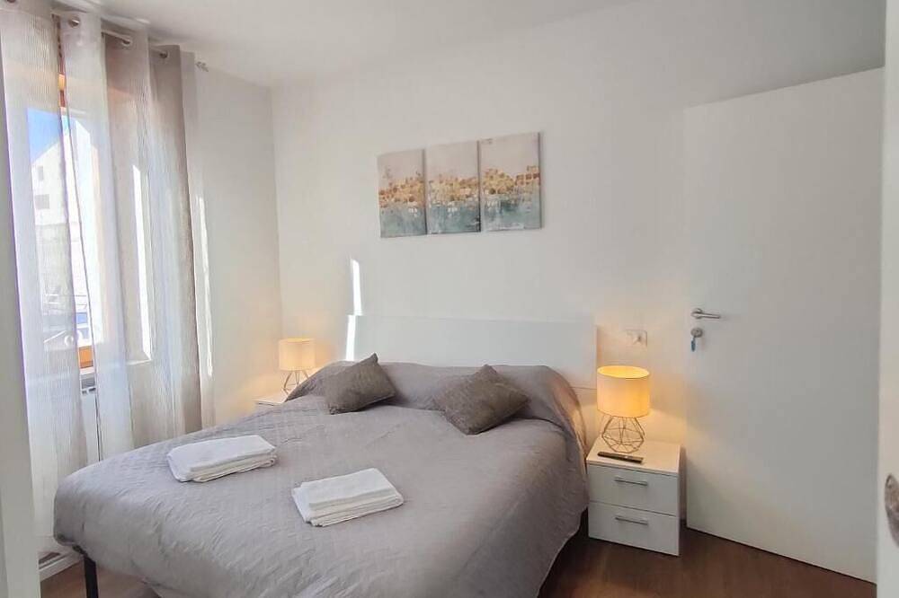 Ganze Wohnung, Delightful recently renovated apartment in the village of Tavullia in Tavullia, Pesaro-Urbino