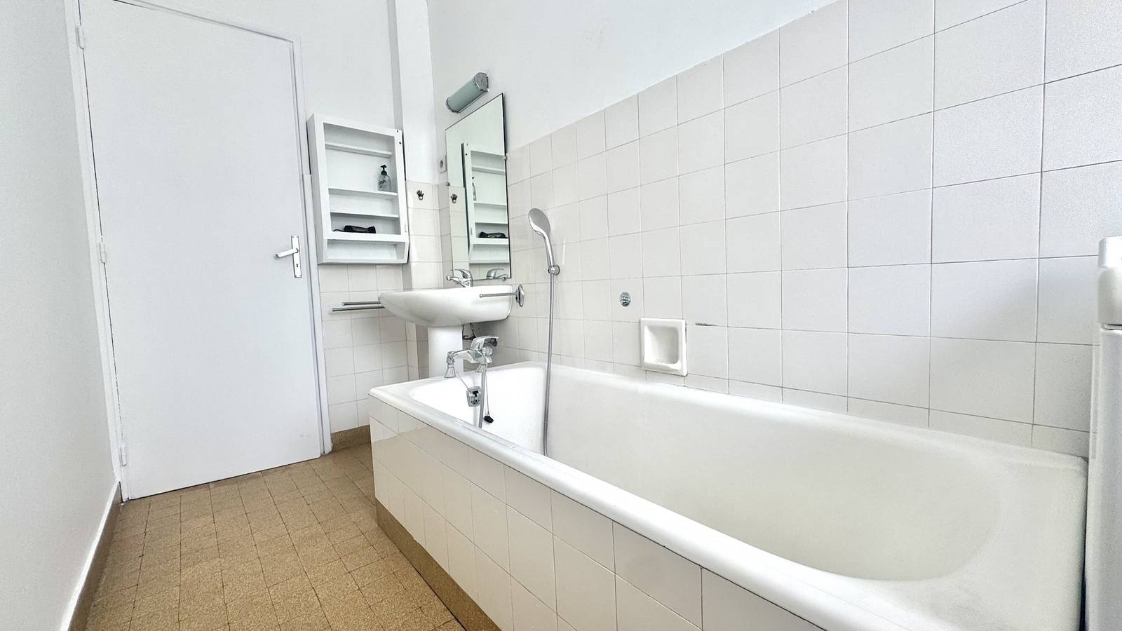Entire studio, Themis in Cannes, Mediterranean Coast (France)