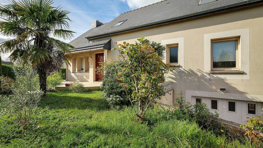Single-Level Breton Retreat — Private Garden, Terrace & Wi-Fi Near Rennes in Saint-Armel (Ille-et-Vilaine), Rennes region