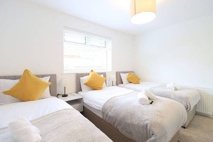 Location de vacances pour 8 personnes, avec jardin et balcon à Northampton - 2