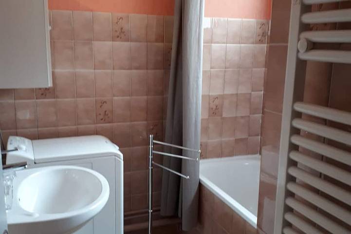 Gîte pour 6 personnes, avec balcon et jardin à Argelès-Gazost - 4