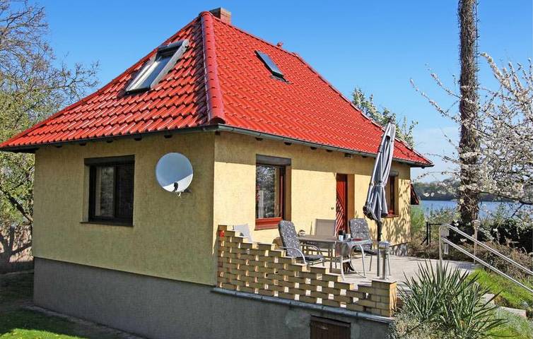Ferienhaus für 4 Personen, mit Seeblick und Terrasse sowie Garten, mit Haustier in Waren (Müritz) - 2