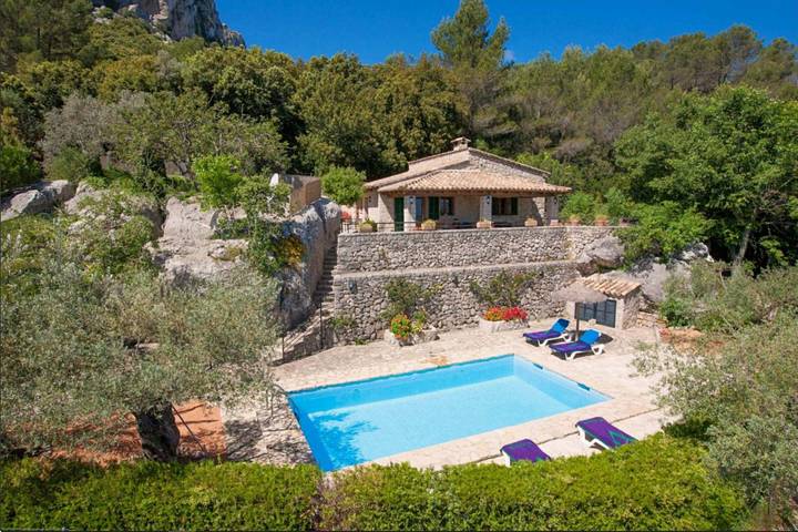 Villa für 4 Personen, mit Terrasse und Garten - 1