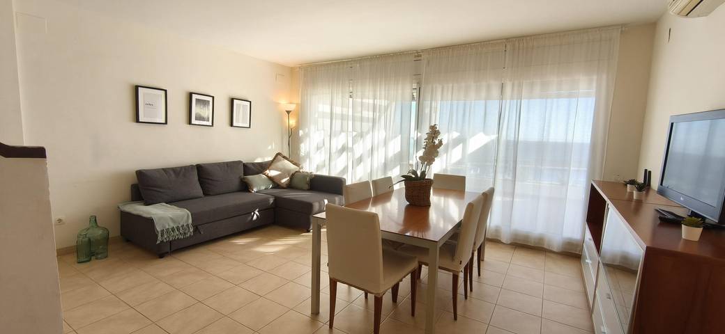 Appartement entier, Residencial Marina Del Port 44 - Joli Duplex Avec Vues Impressionnantes Sur Le Port in Cala Llobeta (Terres de l'Ebre), Calafat