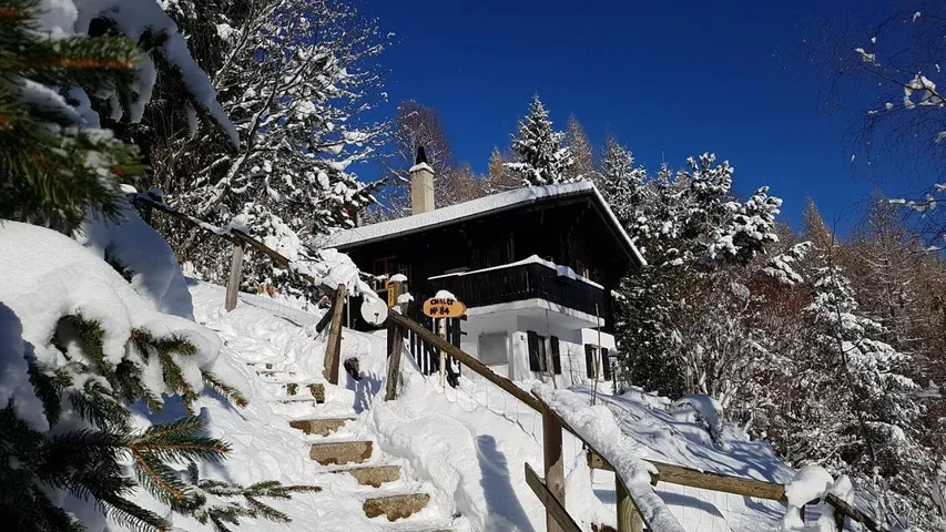 Chalet für 5 Personen, mit Ausblick und Garten - 1