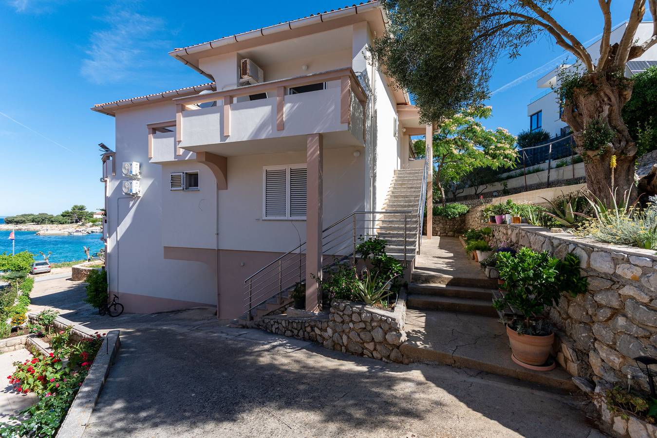 Cijeli apartman, Apartments Beachfront Jakisnica in Novalja, Otok Pag